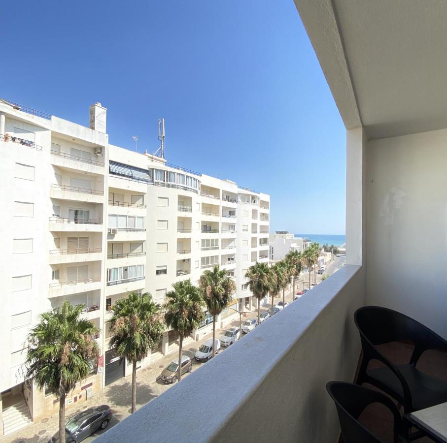Chantal Apartment - Near The Beach - קווארטיירה מראה חיצוני תמונה