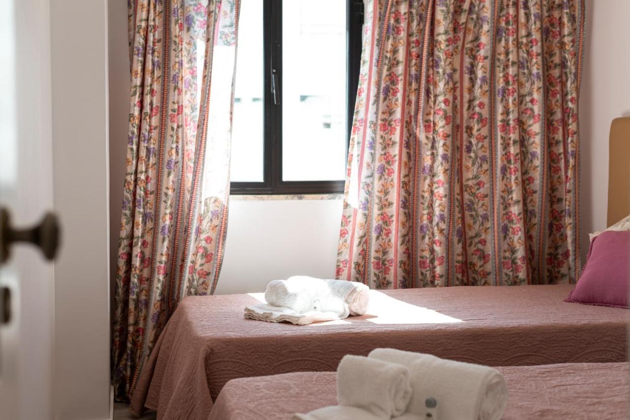 Chantal Apartment - Near The Beach - קווארטיירה מראה חיצוני תמונה