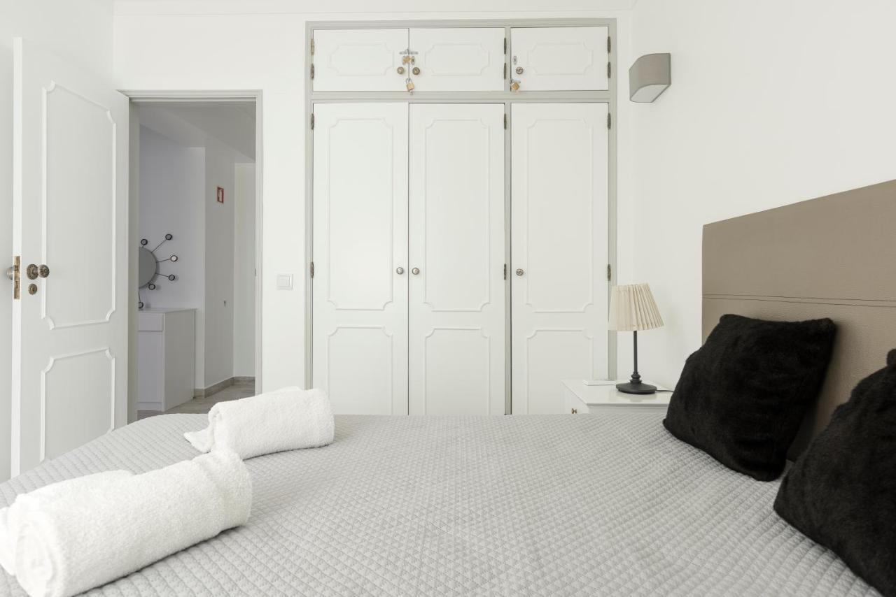 Chantal Apartment - Near The Beach - קווארטיירה מראה חיצוני תמונה